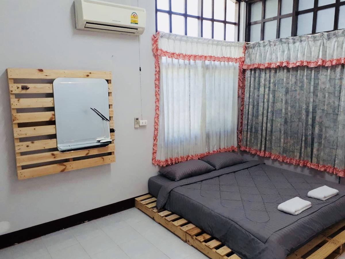 Winter House Chiang Rai Hotel Ngoại thất bức ảnh