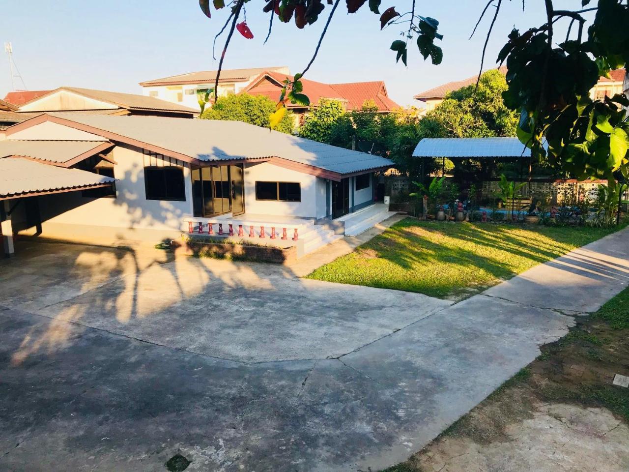 Winter House Chiang Rai Hotel Ngoại thất bức ảnh